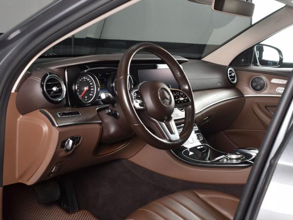 Mercedes-Benz E-Класс V (W213 S213 C238) с пробегом 2020 года, цена 4 279 995 рублей, 92248 км, седан, Автокод Объявления