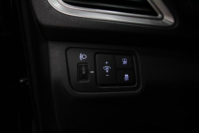Hyundai Solaris II Рестайлинг с пробегом 2022 года, цена 1 600 000 рублей, 78757 км, седан, Автокод Объявления