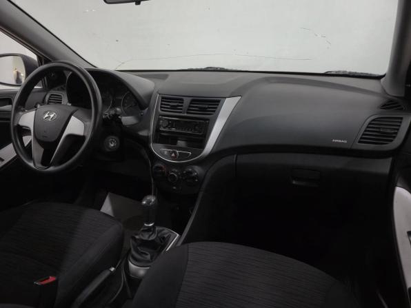 Hyundai Solaris I Рестайлинг с пробегом 2016 года, цена 690 000 рублей, 240812 км, седан, Автокод Объявления