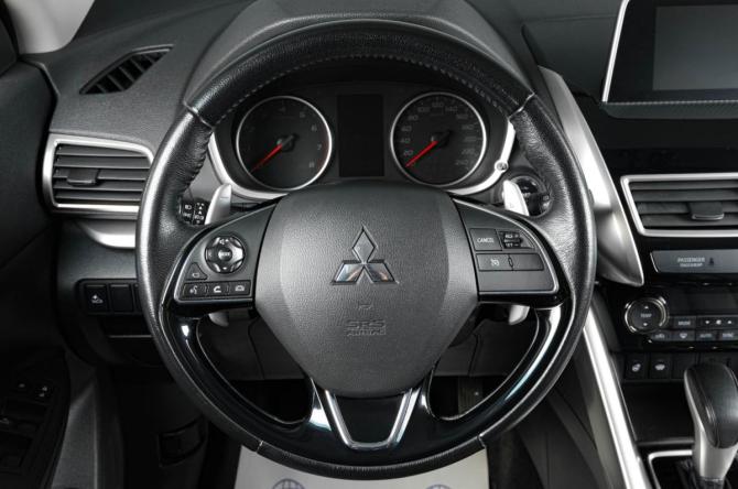 Mitsubishi Eclipse Cross I с пробегом 2018 года, цена 2 049 000 рублей, 125000 км, внедорожник, Автокод Объявления