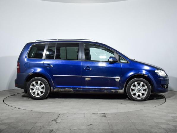 Volkswagen Touran I Рестайлинг с пробегом 2007 года, цена 405 000 рублей, 254468 км, компактвэн, Автокод Объявления