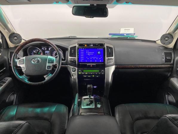 Toyota Land Cruiser 200 Series Рестайлинг 1 с пробегом 2012 года, цена 3 750 000 рублей, 201723 км, внедорожник, Автокод Объявления