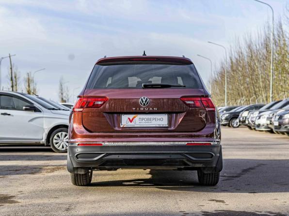 Volkswagen Tiguan II Рестайлинг с пробегом 2021 года, цена 2 405 000 рублей, 143292 км, внедорожник, Автокод Объявления