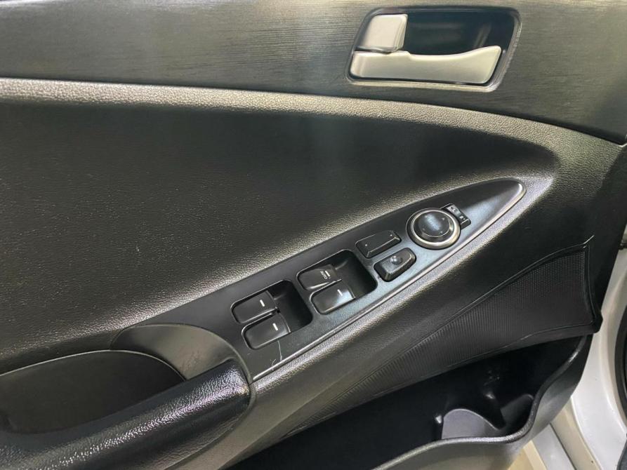 Hyundai Sonata VI (YF) Набережные Челны  - изображение 6