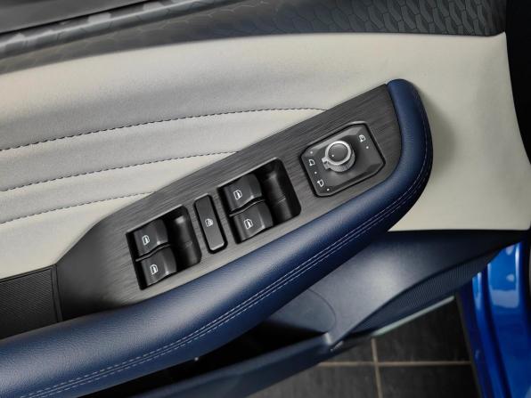 Haval F7 I Рестайлинг с пробегом 2024 года, цена 2 399 000 рублей, 37969 км, внедорожник, Автокод Объявления