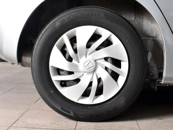 Honda Fit III с пробегом 2013 года, цена 1 005 995 рублей, 62943 км, хэтчбек, Автокод Объявления