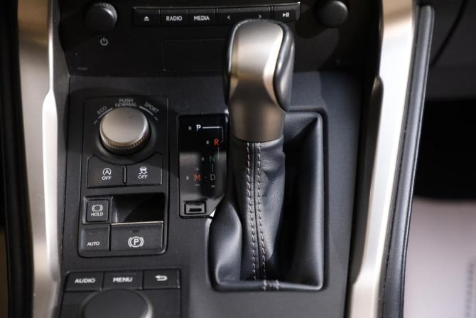 Lexus NX I с пробегом 2015 года, цена 2 799 000 рублей, 113000 км, внедорожник, Автокод Объявления