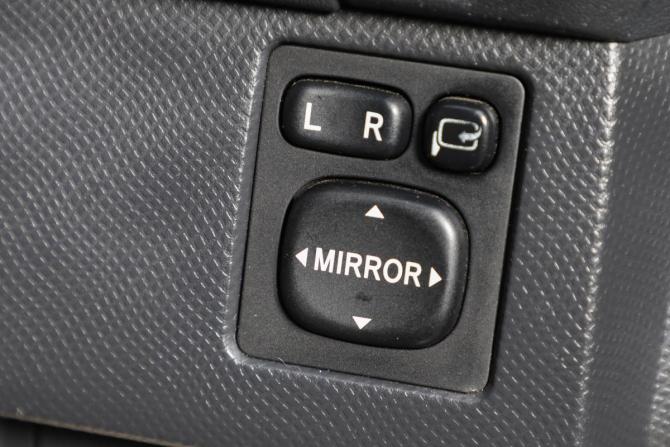 Toyota Ractis I с пробегом 2010 года, цена 999 000 рублей, 105000 км, хэтчбек, Автокод Объявления