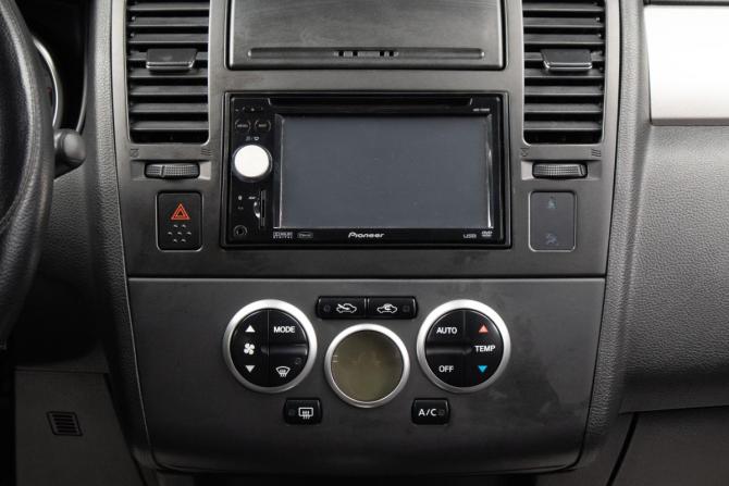 Nissan Tiida I с пробегом 2007 года, цена 649 000 рублей, 180000 км, седан, Автокод Объявления