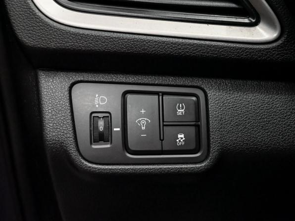 Hyundai Solaris II с пробегом 2017 года, цена 1 170 000 рублей, 172269 км, седан, Автокод Объявления