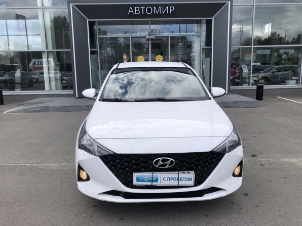 Hyundai Solaris II Рестайлинг с пробегом 2021 года, цена 1 695 000 рублей, 60466 км, седан, Автокод Объявления