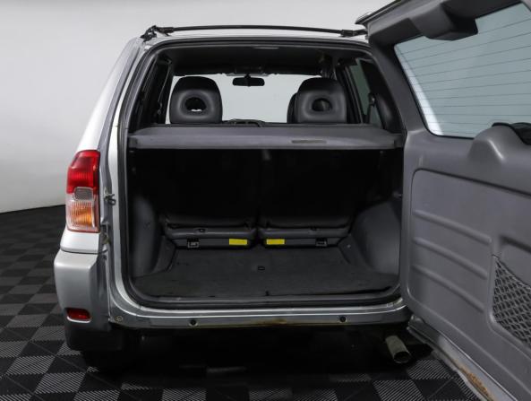 Toyota RAV4 II (XA20) Рестайлинг с пробегом 2003 года, цена 790 000 рублей, 223106 км, внедорожник, Автокод Объявления