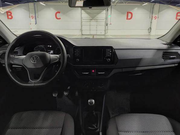 Volkswagen Polo VI с пробегом 2021 года, цена 1 455 000 рублей, 60202 км, лифтбек, Автокод Объявления