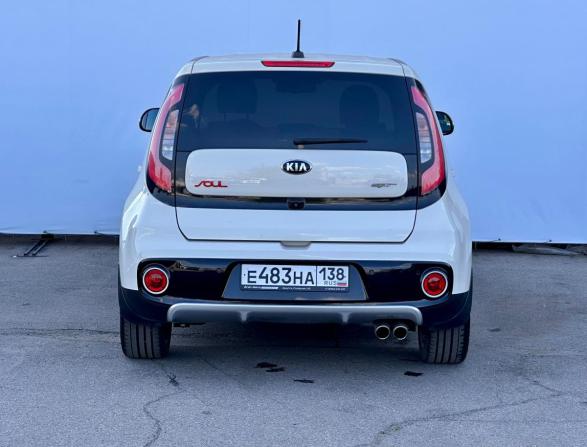 Kia Soul II Рестайлинг с пробегом 2017 года, цена 1 290 000 рублей, 146200 км, хэтчбек, Автокод Объявления