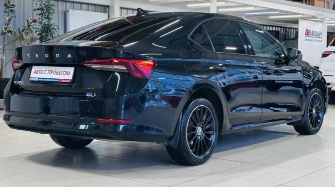 Skoda Octavia IV (A8) с пробегом 2021 года, цена 2 540 000 рублей, 47000 км, лифтбек, Автокод Объявления