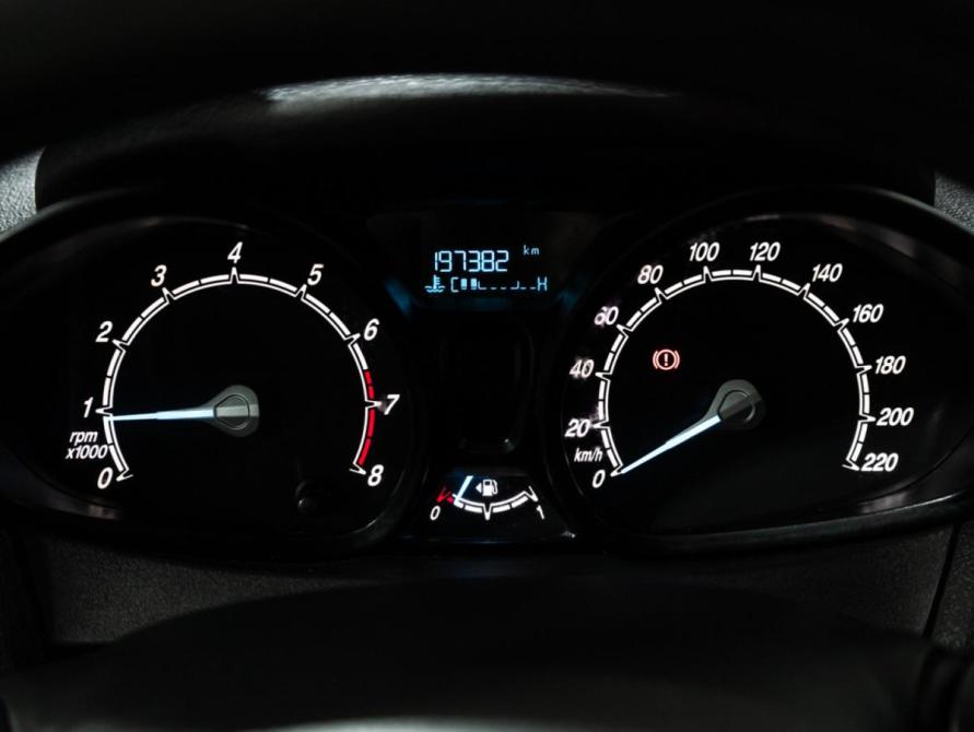 Ford Fiesta Mk6 Рестайлинг Санкт-Петербург  - изображение 13