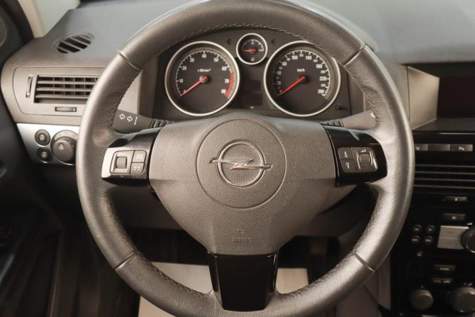 Opel Astra H Рестайлинг с пробегом 2014 года, цена 709 000 рублей, 93552 км, хэтчбек, Автокод Объявления