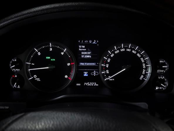 Toyota Land Cruiser 200 Series Рестайлинг 2 с пробегом 2018 года, цена 7 000 000 рублей, 145222 км, внедорожник, Автокод Объявления