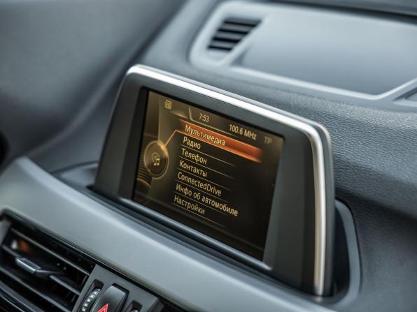 BMW X1 II (F48) с пробегом 2016 года, цена 1 858 000 рублей, 96542 км, внедорожник, Автокод Объявления