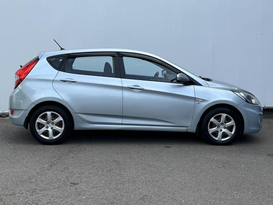 Hyundai Solaris I Москва  - изображение 4