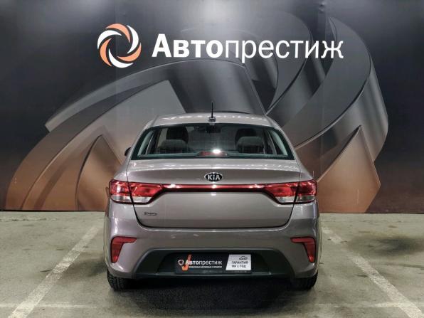Kia Rio IV с пробегом 2017 года, цена 1 130 000 рублей, 102510 км, седан, Автокод Объявления