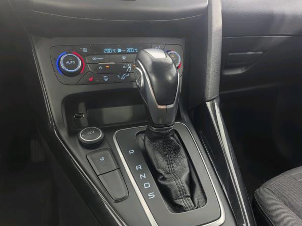 Ford Focus III Рестайлинг с пробегом 2018 года, цена 1 350 000 рублей, 90000 км, универсал, Автокод Объявления