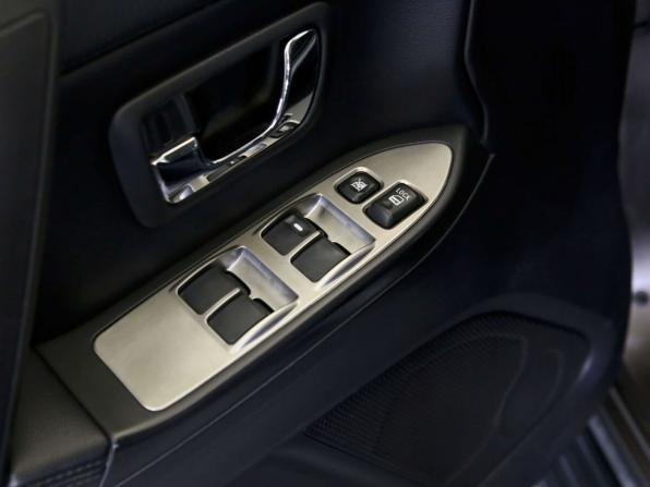 Mitsubishi Pajero IV с пробегом 2011 года, цена 1 350 000 рублей, 269845 км, внедорожник, Автокод Объявления
