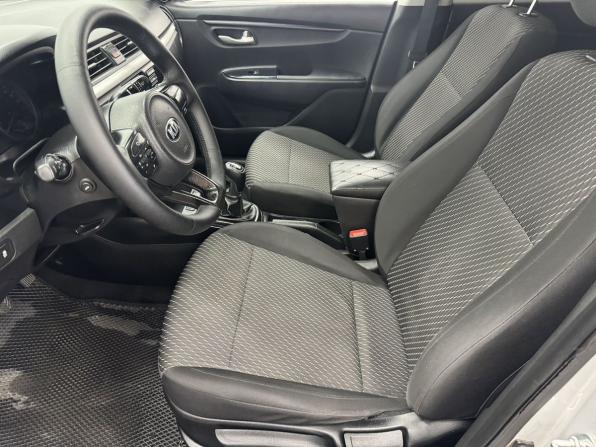 Kia Rio IV с пробегом 2017 года, цена 1 040 000 рублей, 135139 км, седан, Автокод Объявления