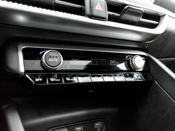 Kia K5 III с пробегом 2021 года, цена 2 420 000 рублей, 78930 км, седан, Автокод Объявления