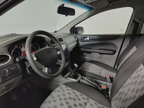 Ford Focus II Рестайлинг с пробегом 2008 года, цена 390 000 рублей, 256000 км, седан, Автокод Объявления