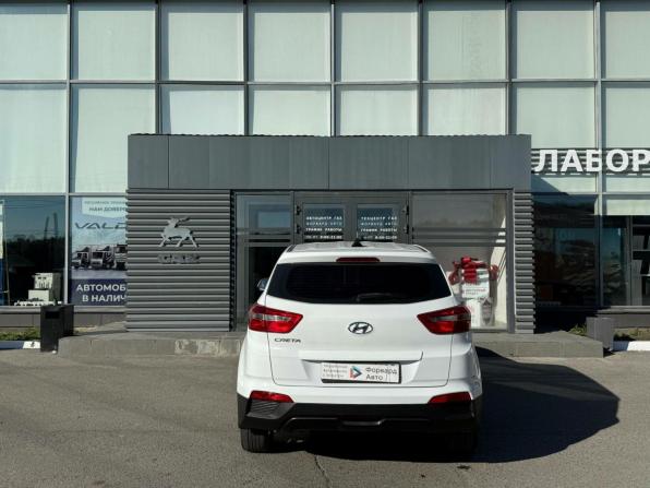 Hyundai Creta I с пробегом 2016 года, цена 1 350 000 рублей, 247648 км, внедорожник, Автокод Объявления