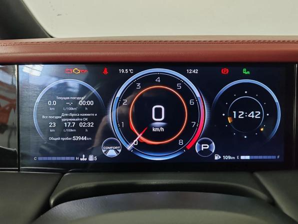 GAC M8 с пробегом 2024 года, цена 4 299 000 рублей, 53943 км, минивэн, Автокод Объявления