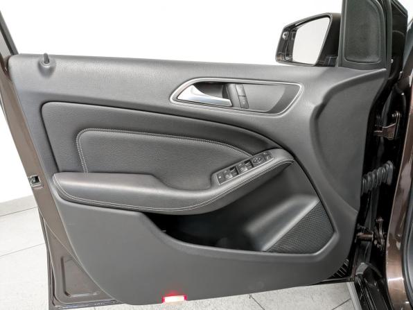 Mercedes-Benz B-Класс II (W246) Рестайлинг с пробегом 2015 года, цена 1 395 000 рублей, 152756 км, хэтчбек, Автокод Объявления