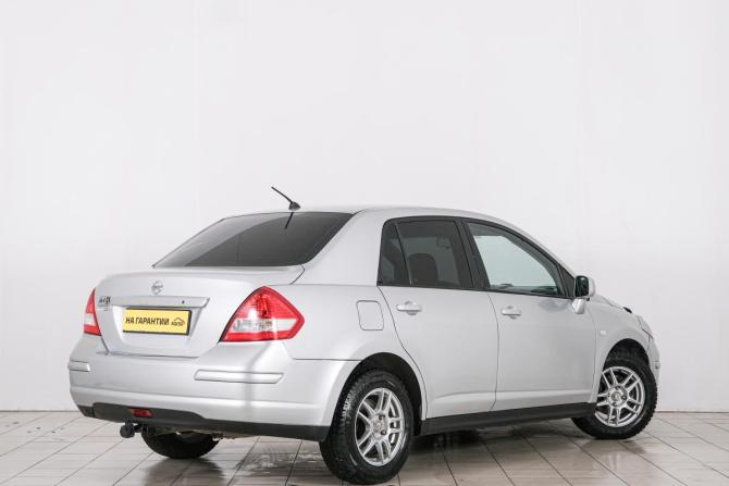 Nissan Tiida I Рестайлинг с пробегом 2010 года, цена 749 000 рублей, 185000 км, седан, Автокод Объявления