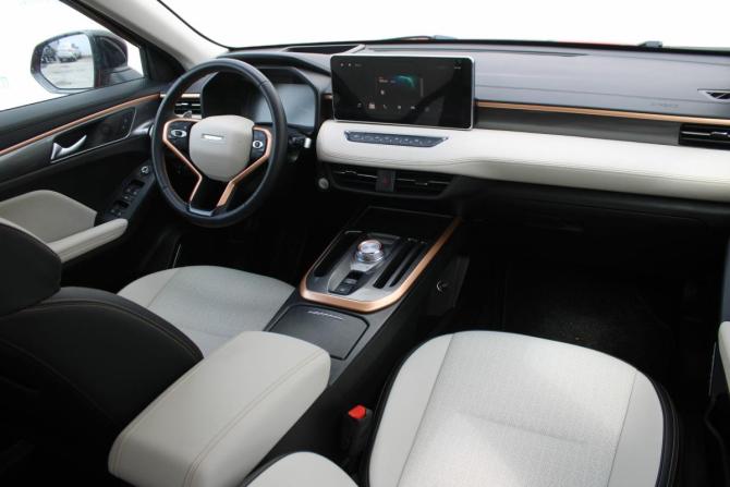 Haval Jolion I Рестайлинг с пробегом 2024 года, цена 2 250 000 рублей, 34000 км, внедорожник, Автокод Объявления