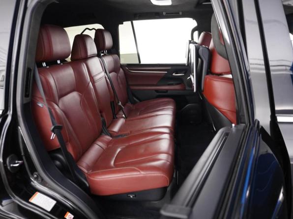 Lexus LX III Рестайлинг 2 с пробегом 2016 года, цена 5 999 654 рубля, 123958 км, внедорожник, Автокод Объявления