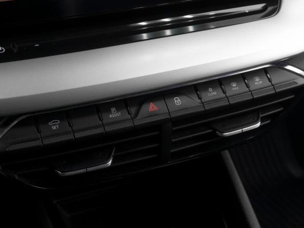 Skoda Octavia IV (A8) с пробегом 2021 года, цена 2 749 000 рублей, 37949 км, лифтбек, Автокод Объявления