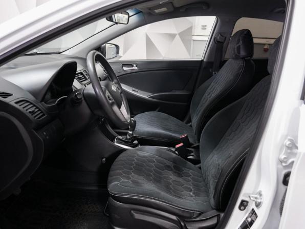 Hyundai Solaris I Рестайлинг с пробегом 2014 года, цена 1 045 000 рублей, 92982 км, седан, Автокод Объявления