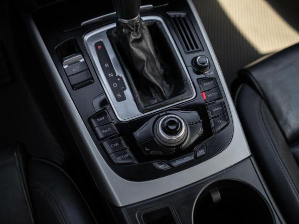 Audi A5 I (8T) с пробегом 2010 года, цена 1 799 000 рублей, 246235 км, кабриолет, Автокод Объявления