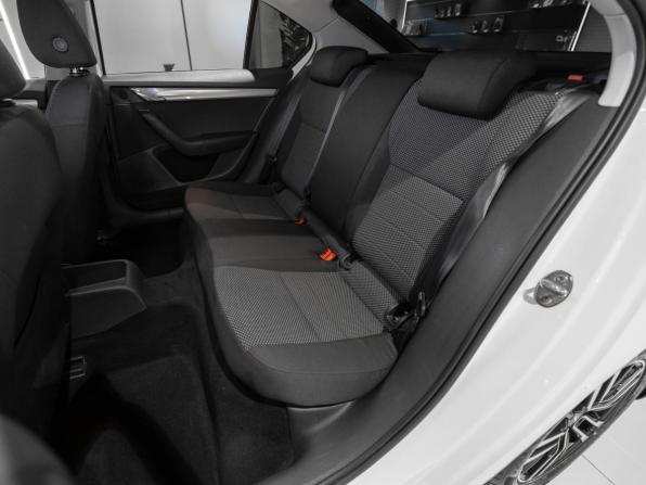 Skoda Octavia III (A7) с пробегом 2014 года, цена 960 000 рублей, 230000 км, лифтбек, Автокод Объявления