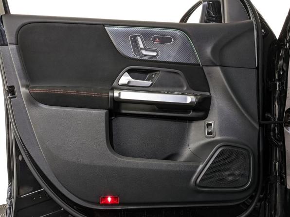 Mercedes-Benz GLB I (X247) с пробегом 2021 года, цена 4 199 000 рублей, 30000 км, внедорожник, Автокод Объявления