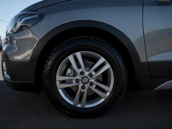 Suzuki SX4 II (S-Cross) Рестайлинг с пробегом 2019 года, цена 1 795 000 рублей, 152733 км, хэтчбек, Автокод Объявления