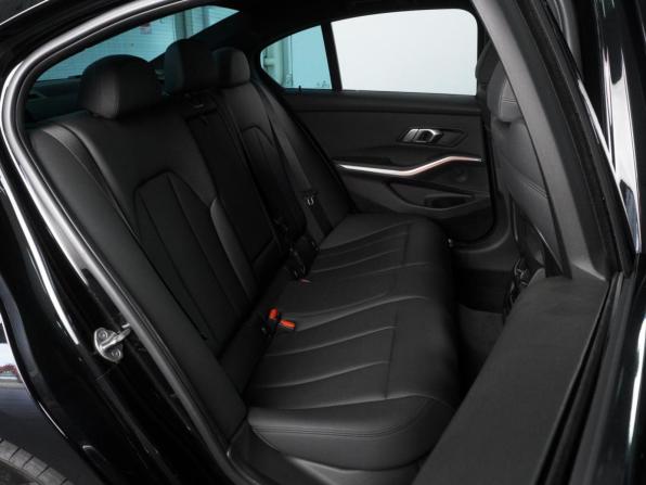 BMW 3 серии VII (G2x) с пробегом 2019 года, цена 3 319 000 рублей, 118796 км, седан, Автокод Объявления
