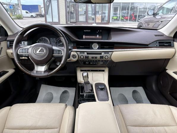 Lexus ES VI Рестайлинг с пробегом 2015 года, цена 2 590 000 рублей, 129000 км, седан, Автокод Объявления