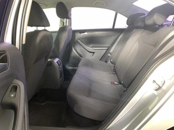 Volkswagen Jetta VI с пробегом 2014 года, цена 1 115 000 рублей, 124474 км, седан, Автокод Объявления