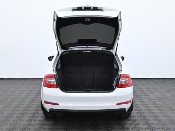 Skoda Octavia III (A7) с пробегом 2016 года, цена 1 499 000 рублей, 150000 км, лифтбек, Автокод Объявления