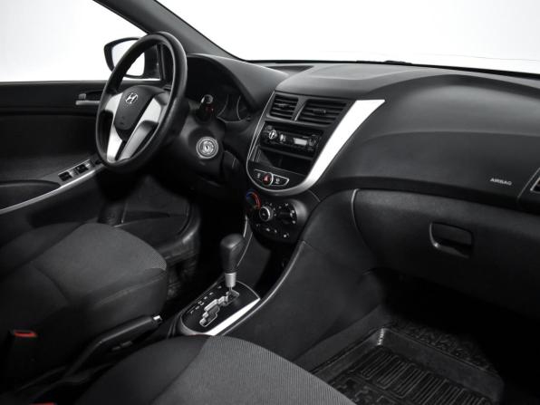 Hyundai Solaris I с пробегом 2012 года, цена 540 000 рублей, 190000 км, седан, Автокод Объявления