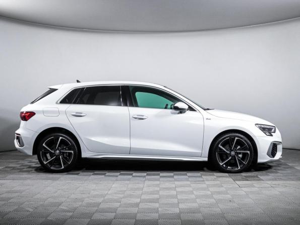 Audi A3 IV (8Y) с пробегом 2021 года, цена 3 280 000 рублей, 34065 км, хэтчбек, Автокод Объявления