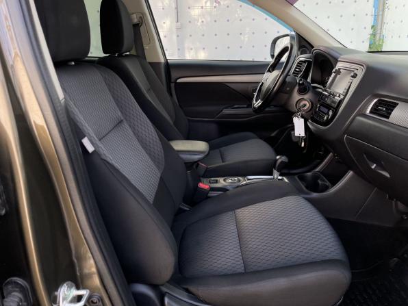 Mitsubishi Outlander III Рестайлинг 2 с пробегом 2015 года, цена 1 730 000 рублей, 124688 км, внедорожник, Автокод Объявления