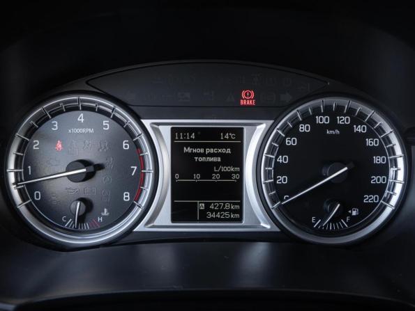 Suzuki Vitara II с пробегом 2018 года, цена 1 555 000 рублей, 34425 км, внедорожник, Автокод Объявления